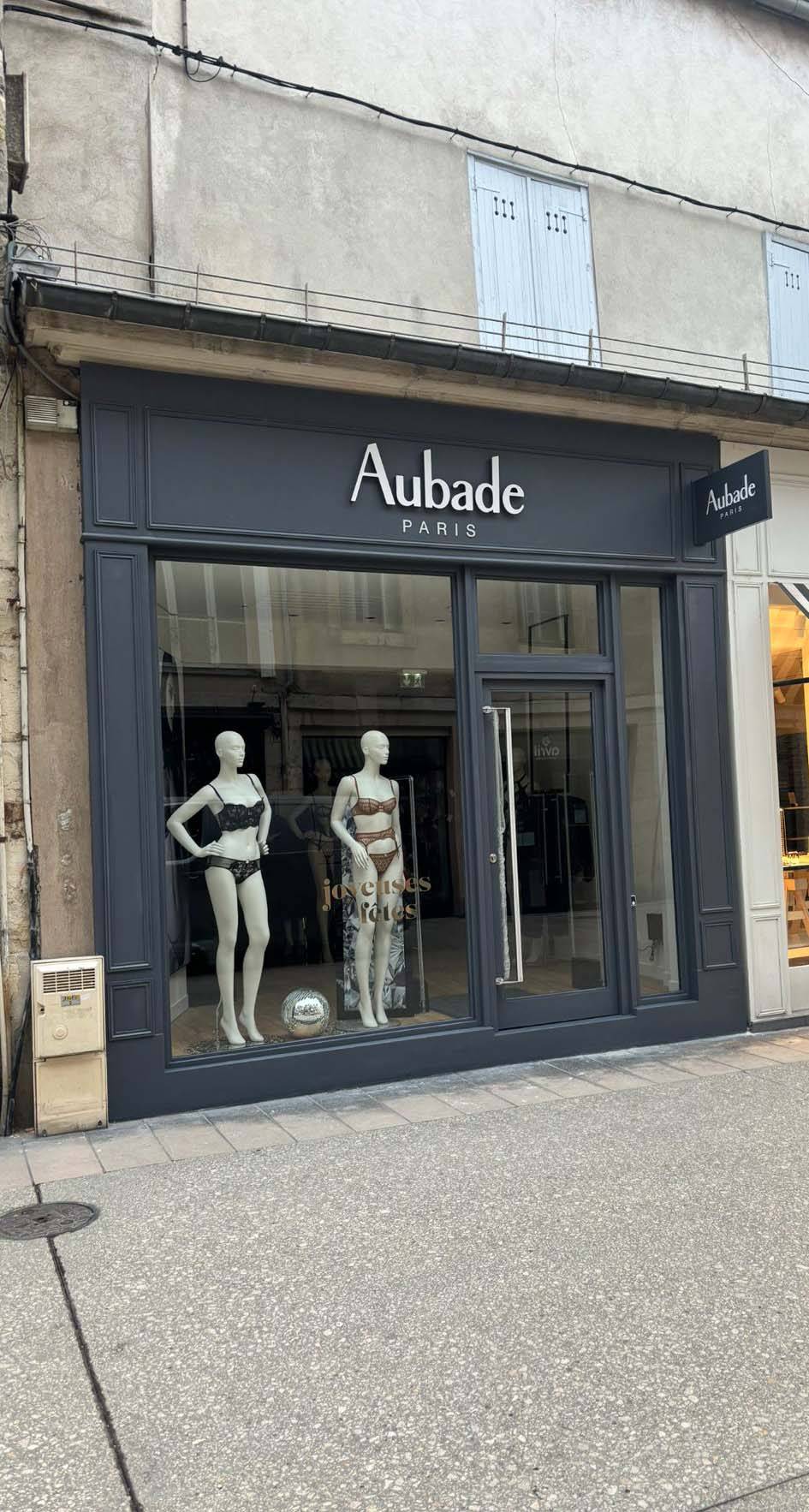 Facade.jpg